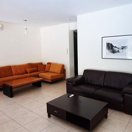 Villa Larnaca Bay Resort Вороклини Екстериор снимка