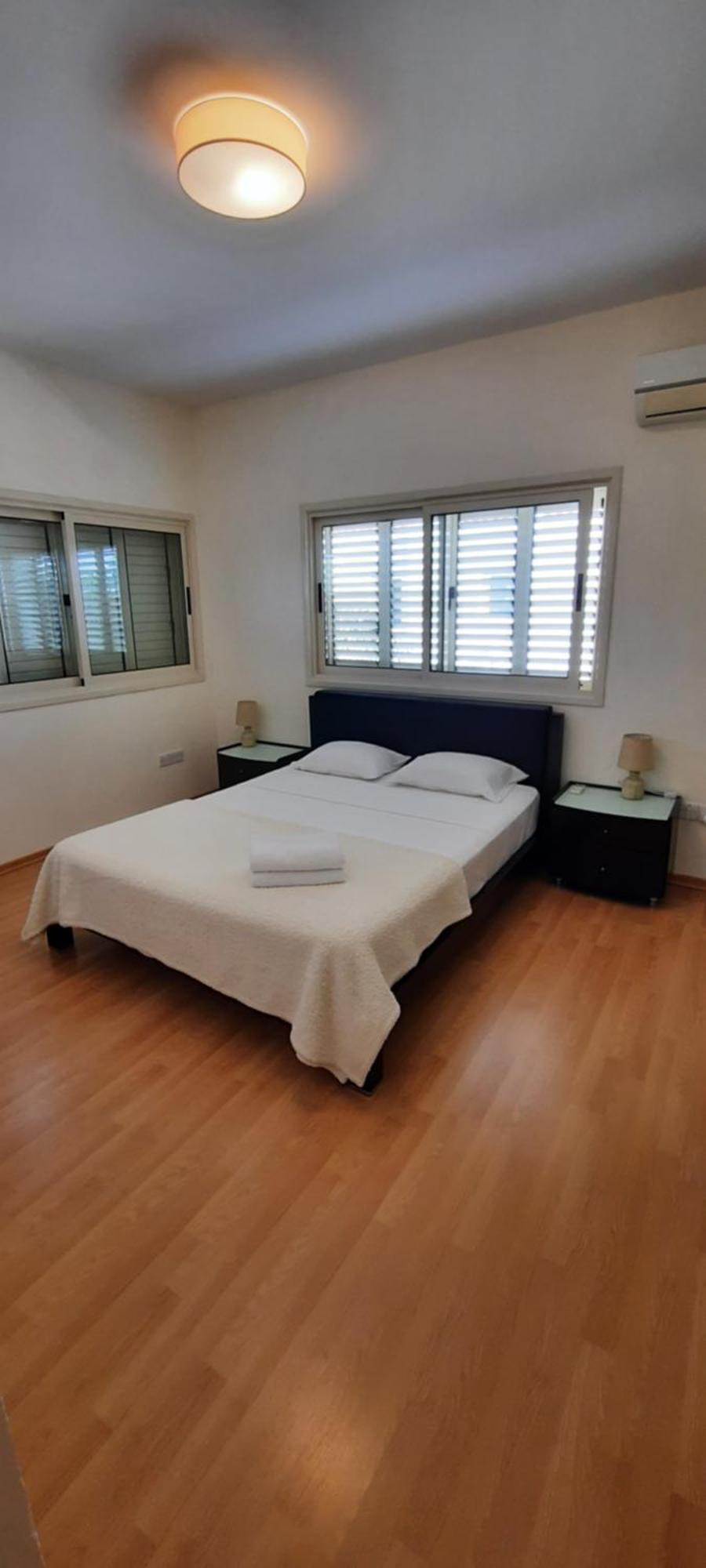 Villa Larnaca Bay Resort Вороклини Екстериор снимка